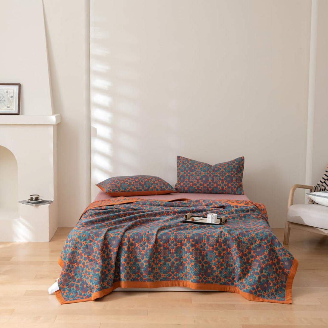Cotton Jacquard Floral Quilt – King