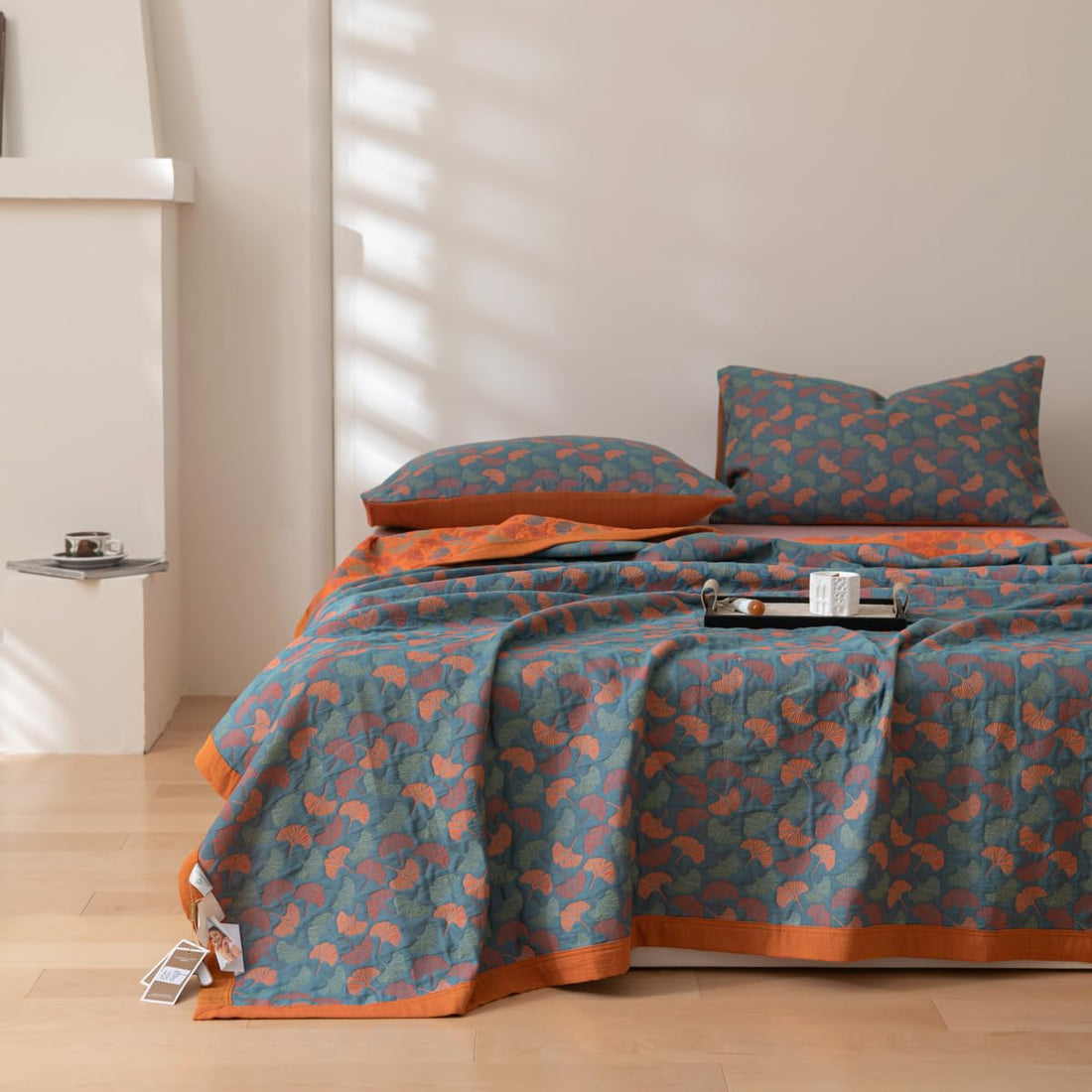 Cotton Jacquard Floral Quilt – King