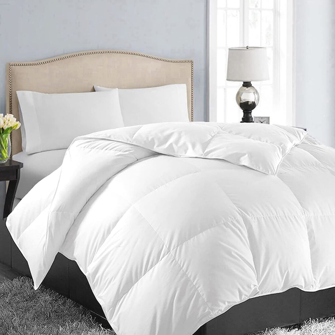 EASELAND Queen Comforter – White