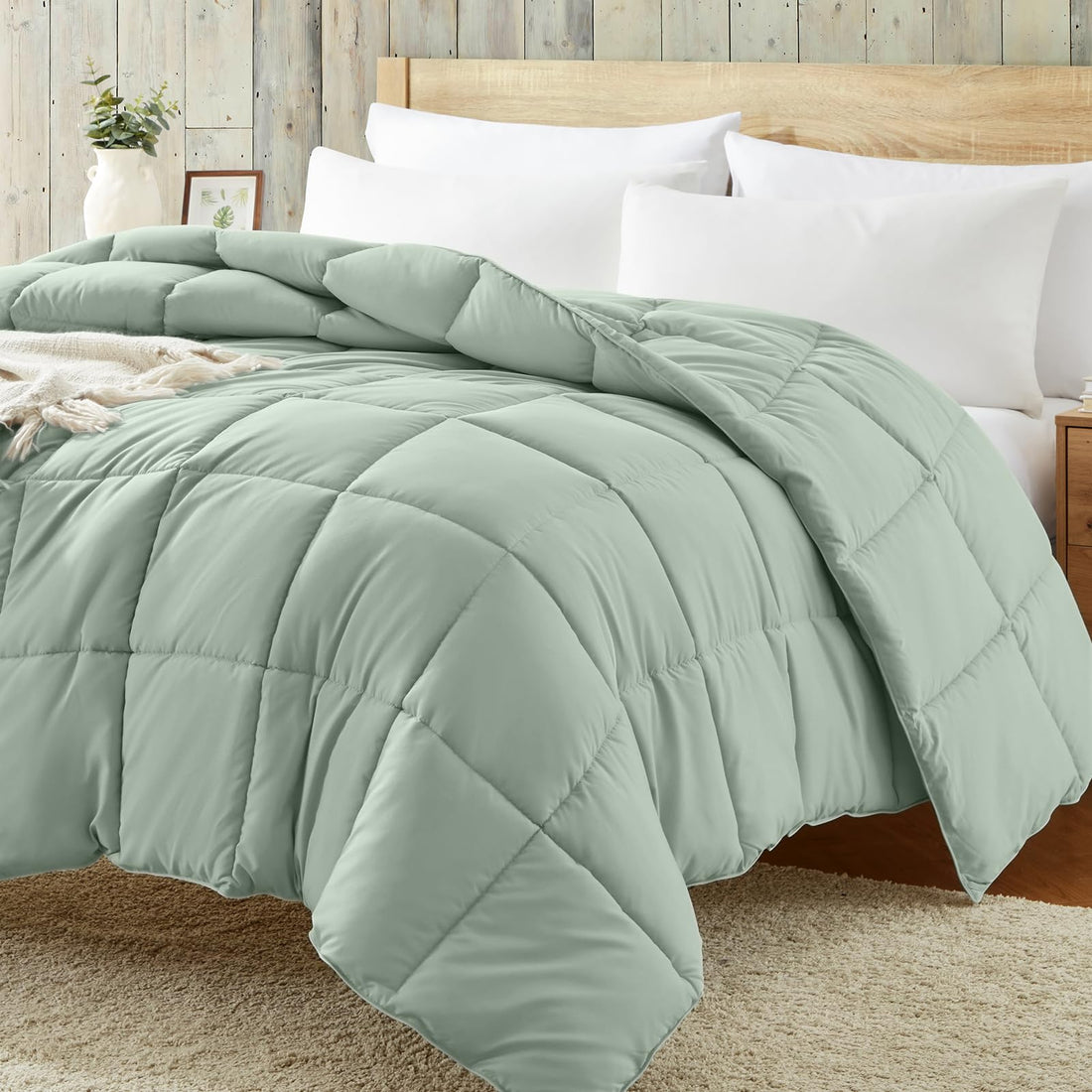Homelike Moment Queen Comforter – Reversible Grey