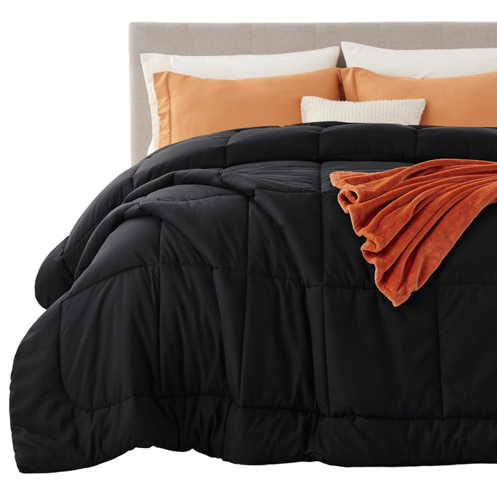 Bedsure Queen Comforter – White Down Alternative
