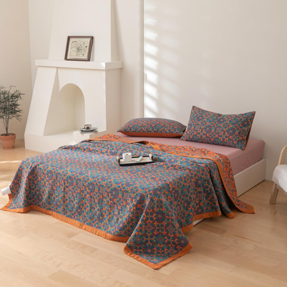 Cotton Jacquard Floral Quilt – King