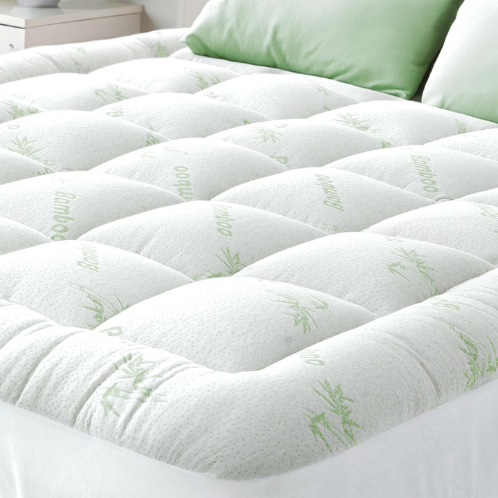 Ultra Soft Bamboo Mattress Topper – Queen, Green