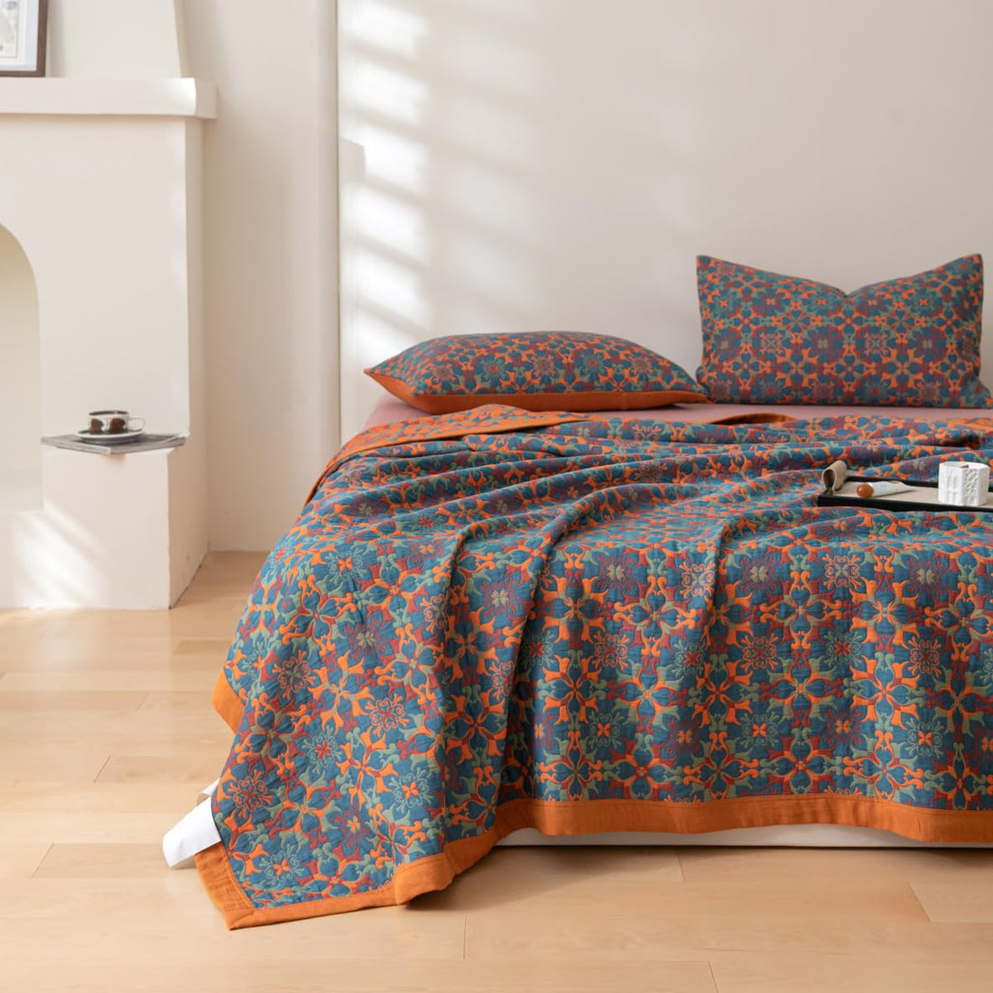 Cotton Jacquard Floral Quilt – King