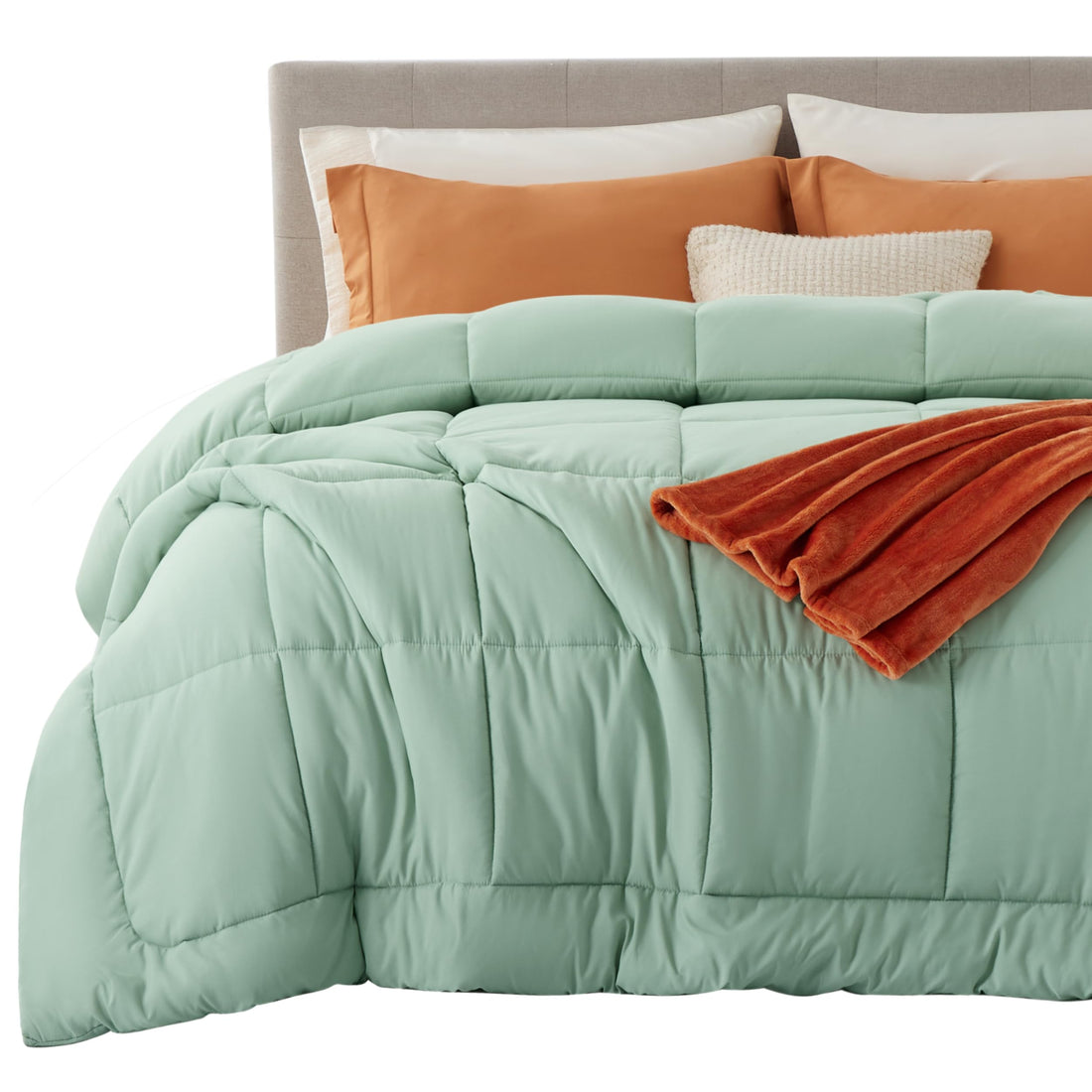 Bedsure Queen Comforter – White Down Alternative