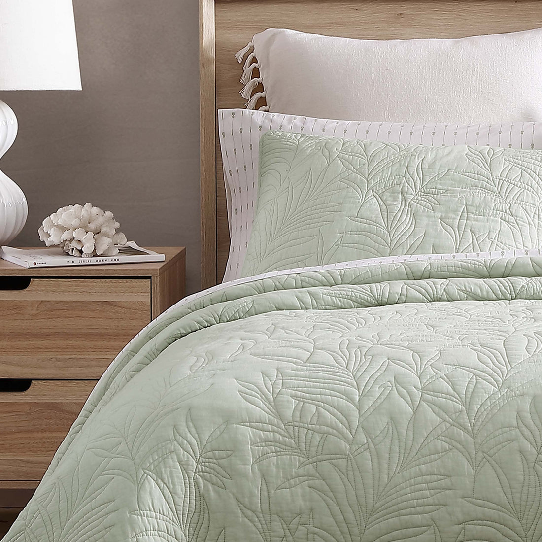 Tommy Bahama King Quilt – Green