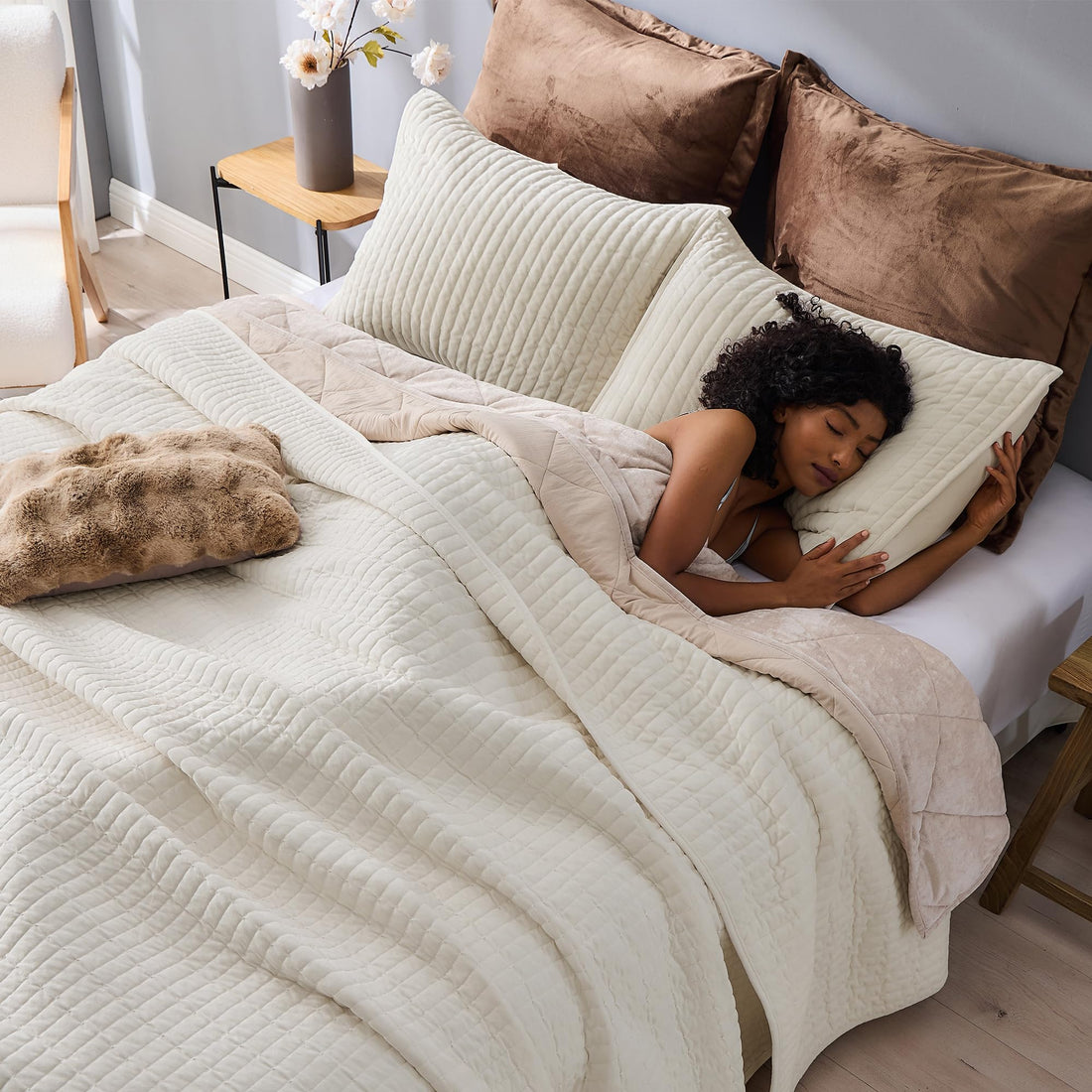 Velvet Striped Quilt – Queen Green