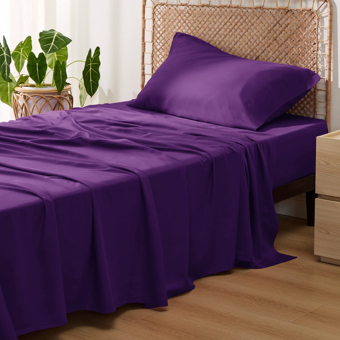 Bedsure King Cooling Bamboo Sheets – Light Beige