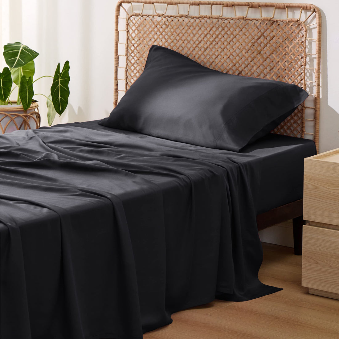 Bedsure King Cooling Bamboo Sheets – Light Beige