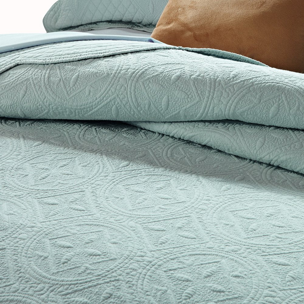 Calla Angel Sage Cotton Quilt – King White