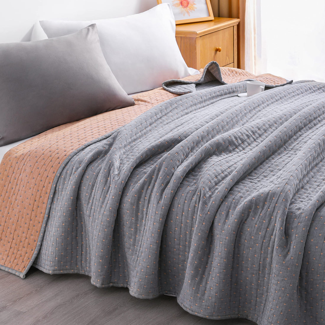 NTBAY Cotton Muslin Quilt – Queen Gray