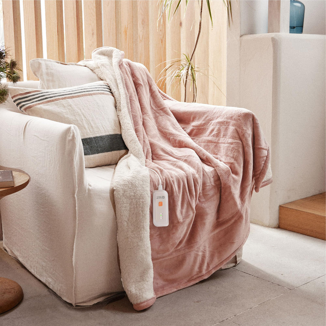 GOTCOZY Electric Heated Throw – Green, 50"x60"