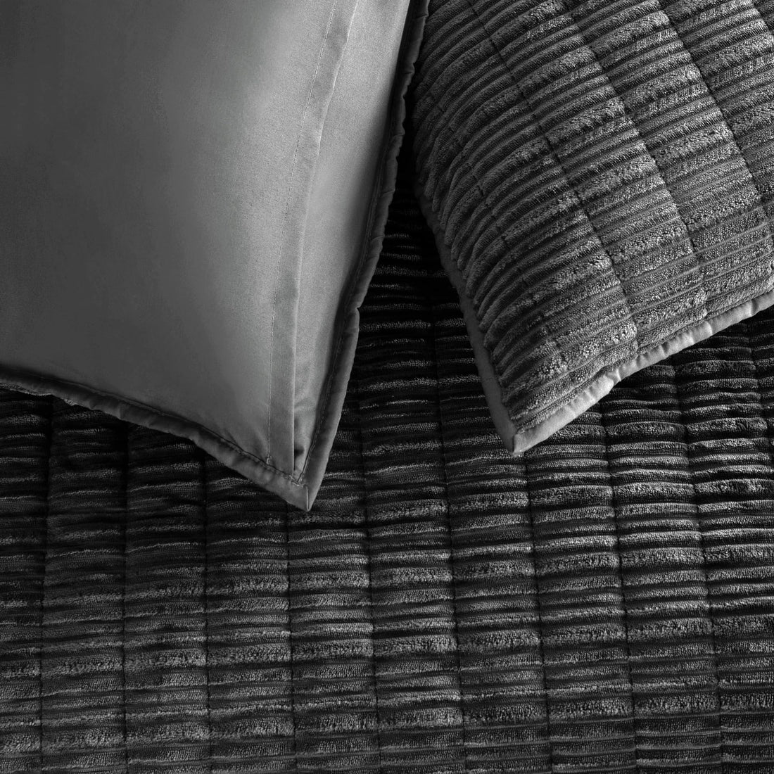 Velvet Striped Quilt – Queen Green