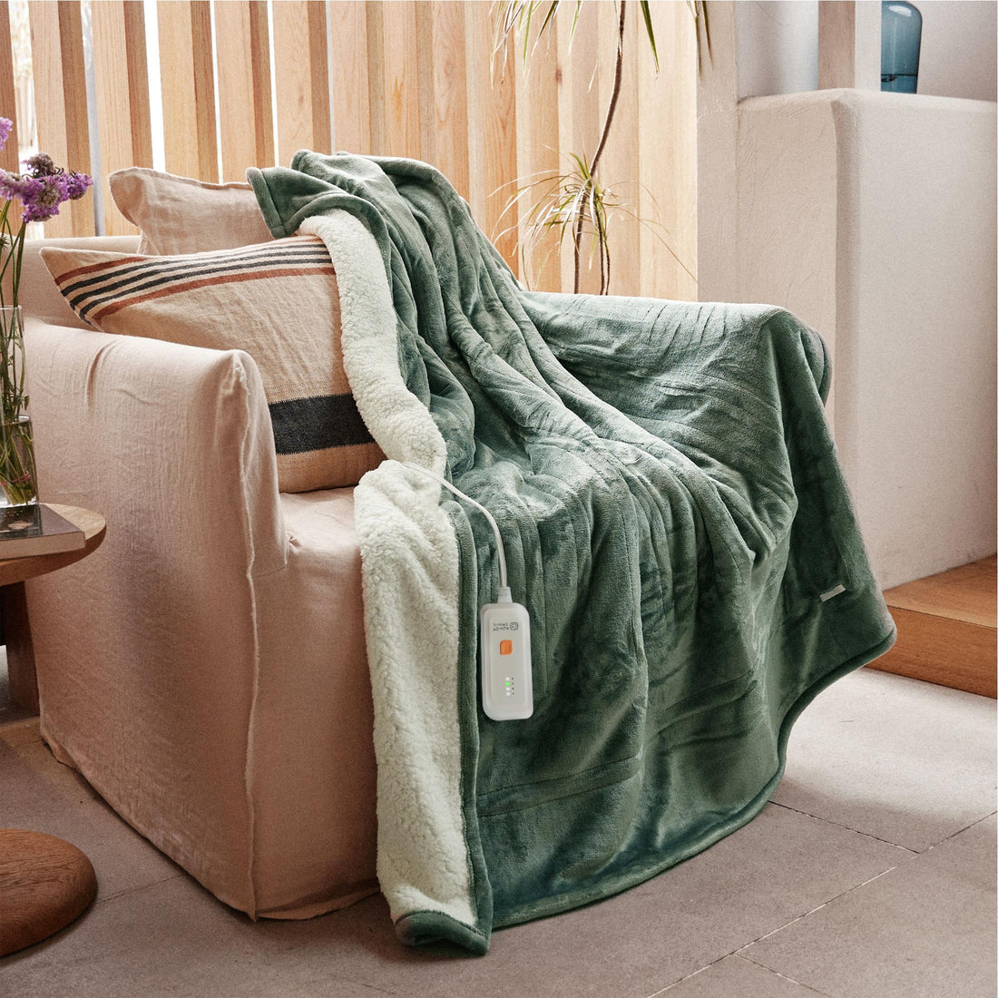GOTCOZY Electric Heated Throw – Green, 50"x60"