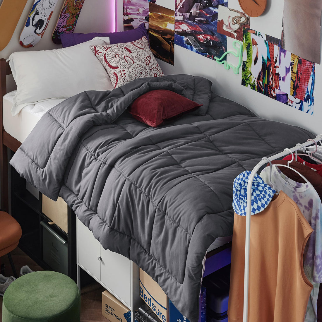 Bedsure Queen Comforter – White Down Alternative