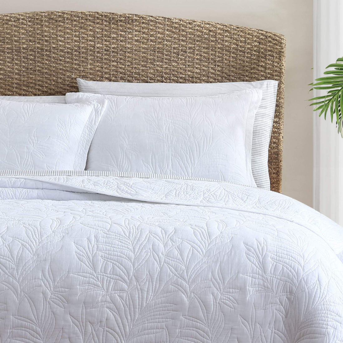 Tommy Bahama King Quilt – Green