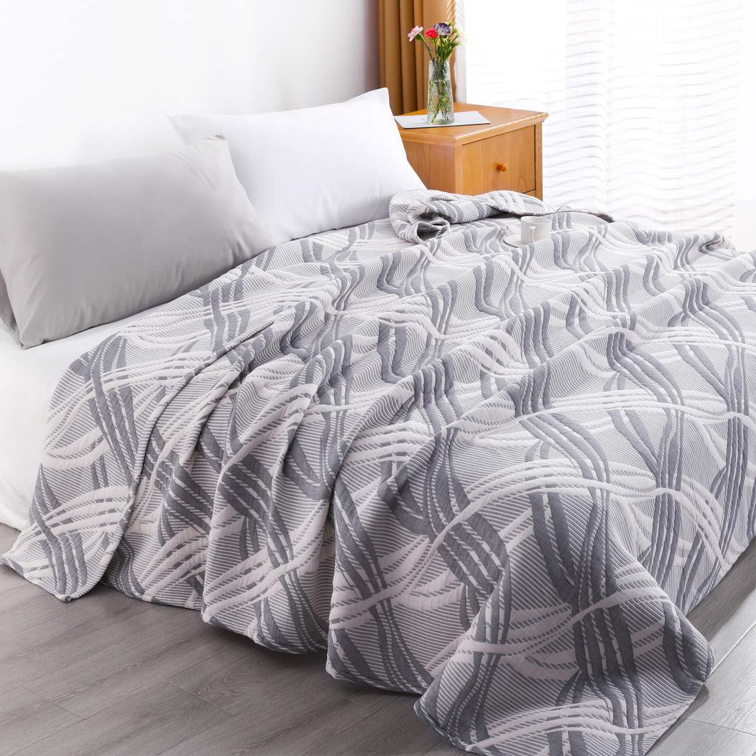 NTBAY Cotton Muslin Quilt – Queen Gray