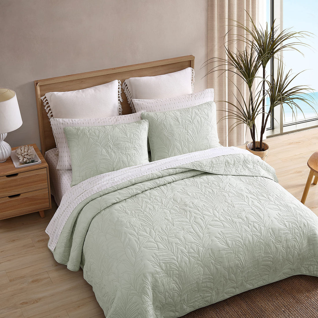 Tommy Bahama King Quilt – Green