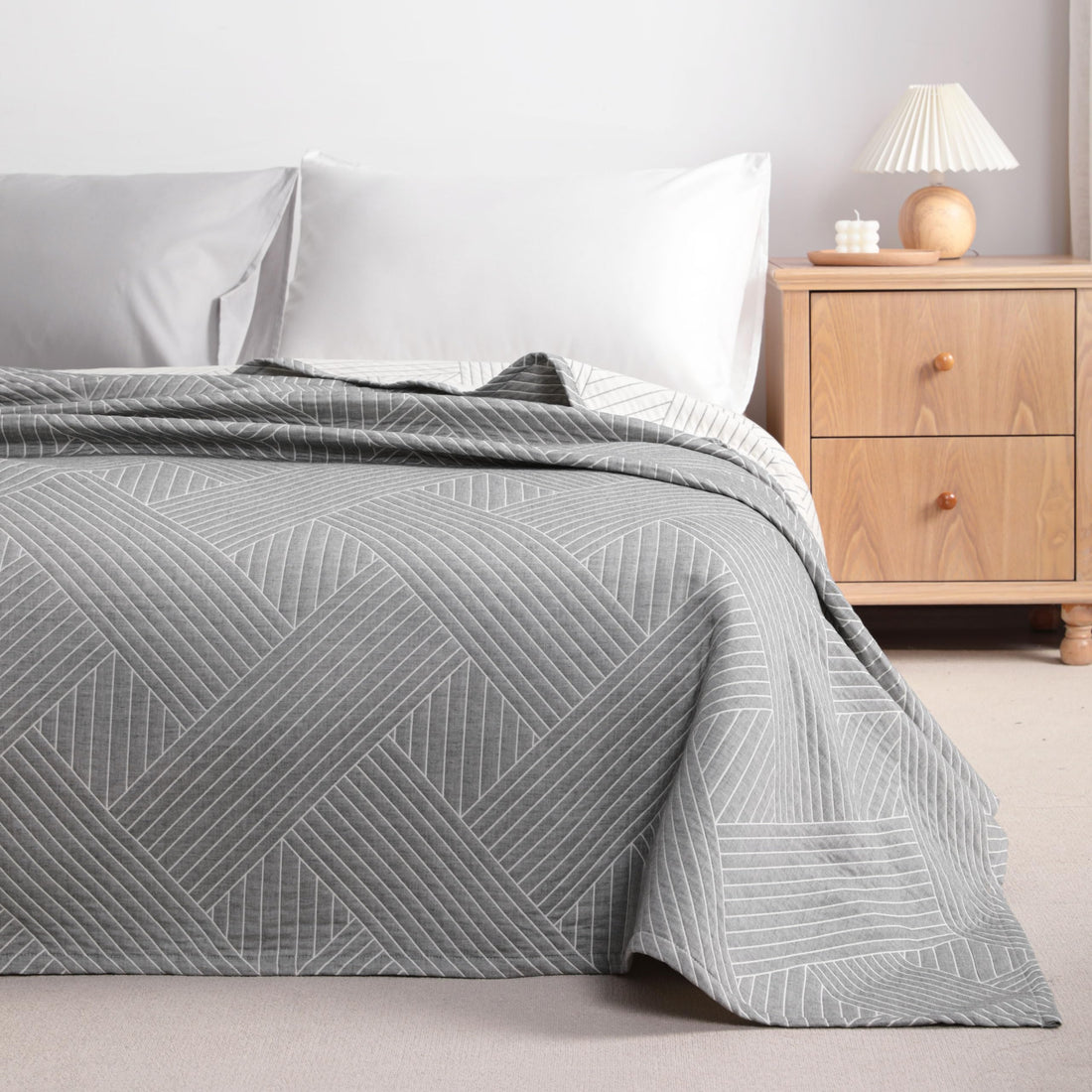 NTBAY Cotton Muslin Quilt – Queen Gray