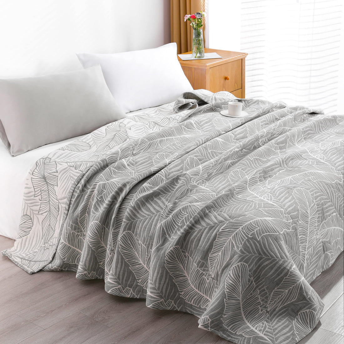 NTBAY Cotton Muslin Quilt – Queen Gray